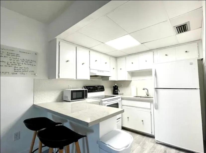 Miami International Airport 2 Aparthotel Екстериор снимка